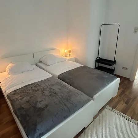 Stadtnahen I Kueche I *