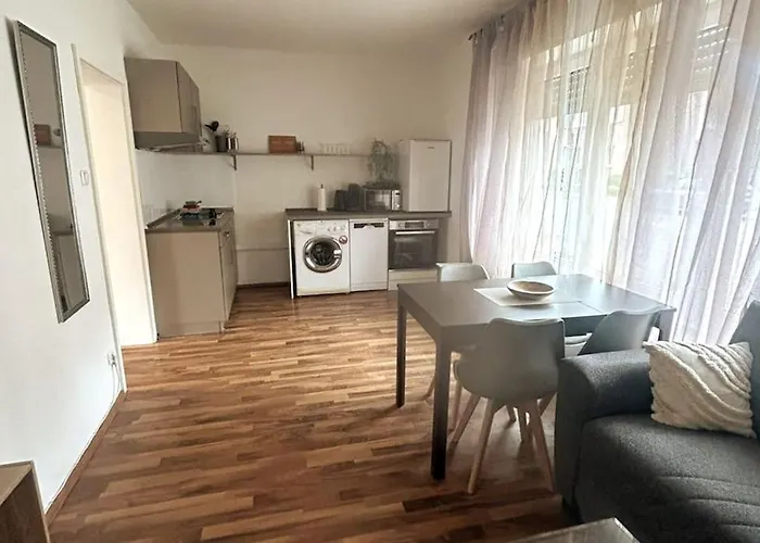 아파트 Stadtnahen I Kueche I