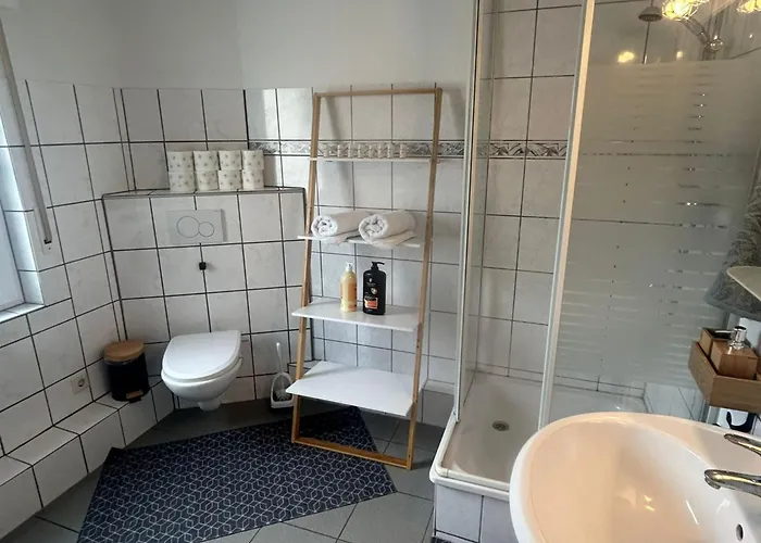 Stadtnahen I Kueche I 아파트 *